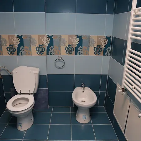 Donath Apartment *